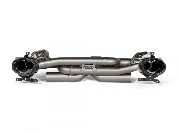 AKRAPOVIČ Slip-On Race Line (Titan)